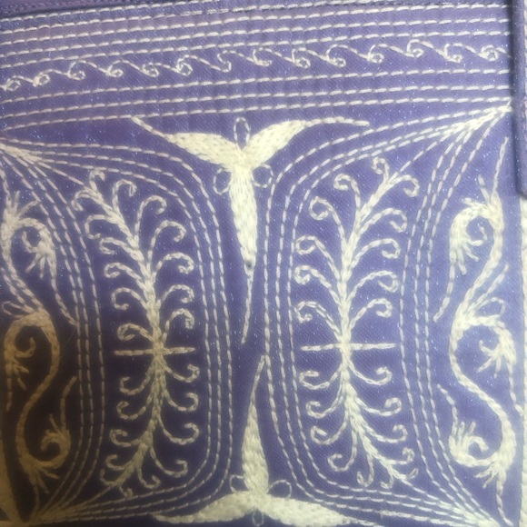 Elegant Purple Handbag with Intricate Embroidered Pattern by Laga Designs (New) - Picture 12 of 12